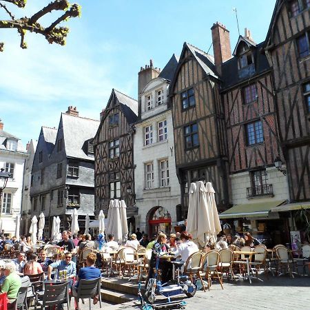 Gite De La Tour De Guise 1 Tours Eksteriør billede