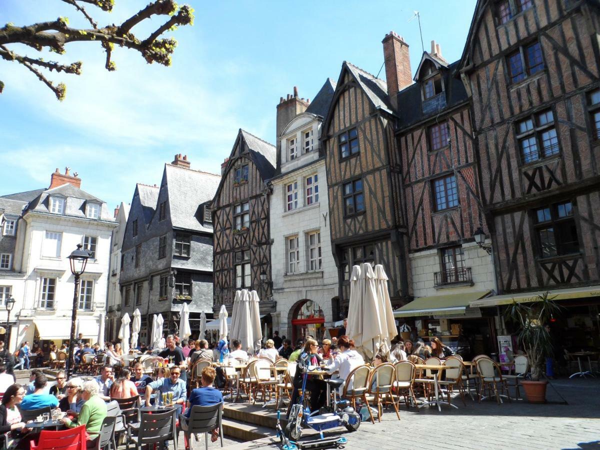 Gite De La Tour De Guise 1 Tours Eksteriør billede